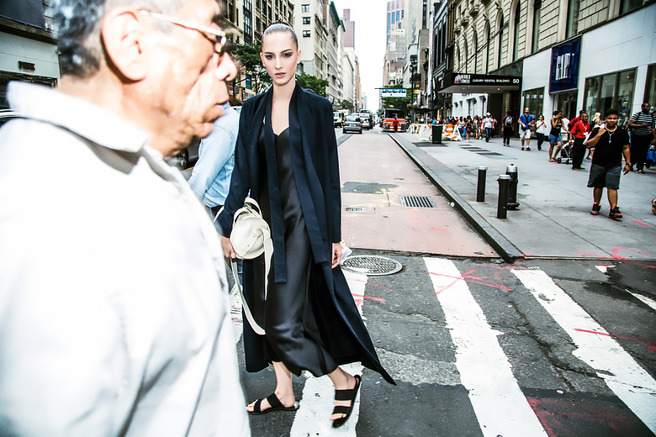 ���������� ��������� ������������ ���������� ��� Barneys New York