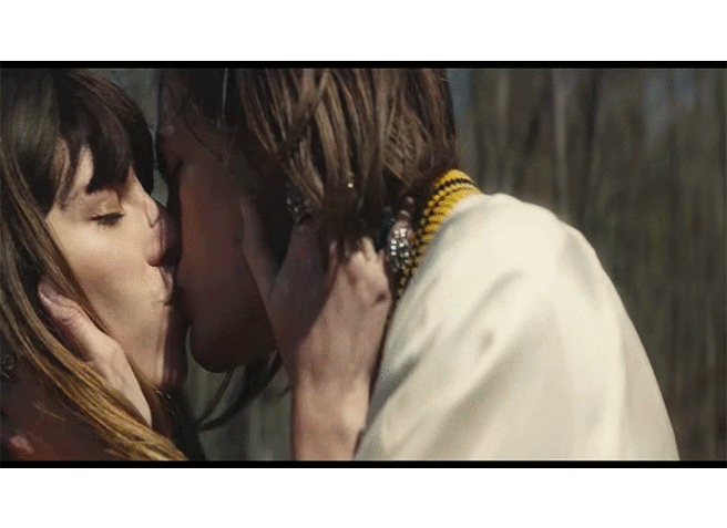 ���� ������� ����� ��������������� ����-����� ��� Gucci