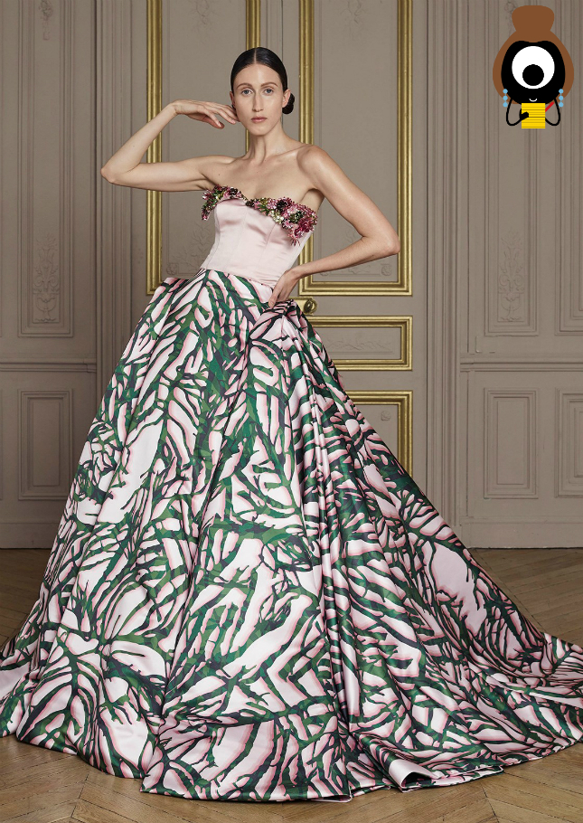 #SuzyCoutre: Giles Deacon � Unfussy Grandeur With A Pop of Eccentricity