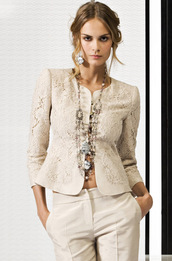 Женская коллекция Armani Collezioni весна-лето 2009 Женская коллекция Armani Collezioni весна-лето 2009