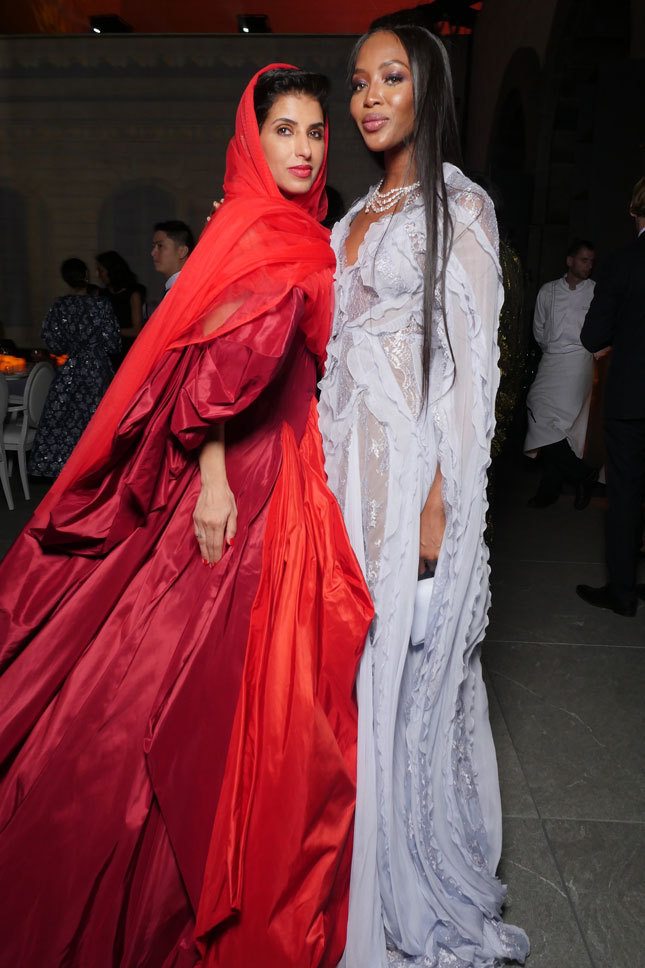 ��������� ���� ��������� � Zac Posen � ����� �������� � Ralph & Russo �� ��������� � ����� ������� Vogue Arabia