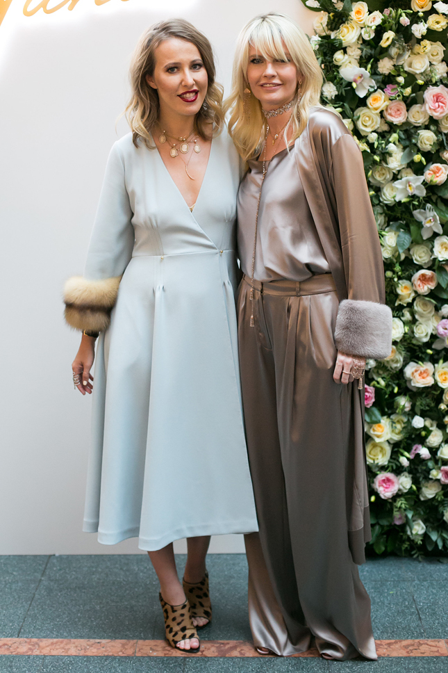 ������ ������ � ��� ����������� � ������ � ���������� Yana �� �������� ������ Yana � �����-����������