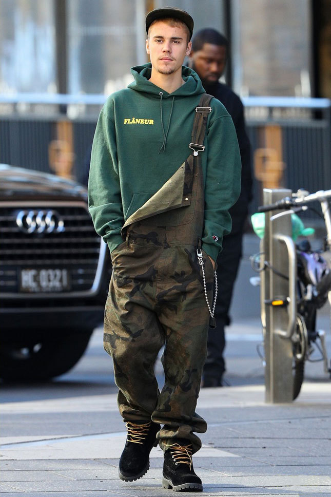 ������� ����� � ����������� Louis Vuitton � ��������� Off-White � ������