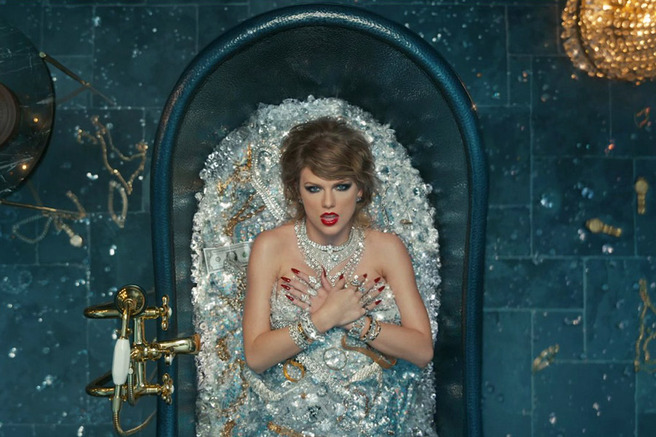 ������ ����� ��������� � ������� � ����� Look What You Made Me Do