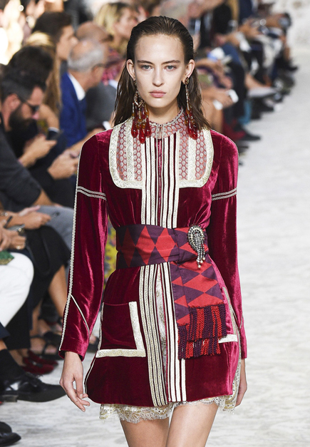 ��� ������� ������ ��������� � ������ Etro