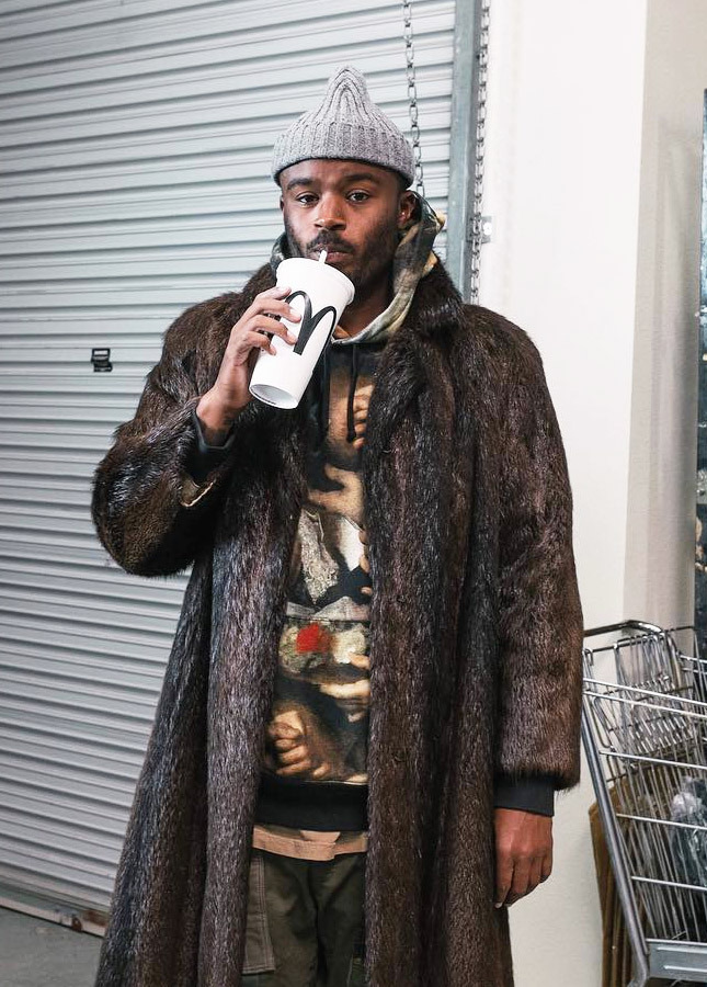 � Versace �������� ���������� �������� ���������