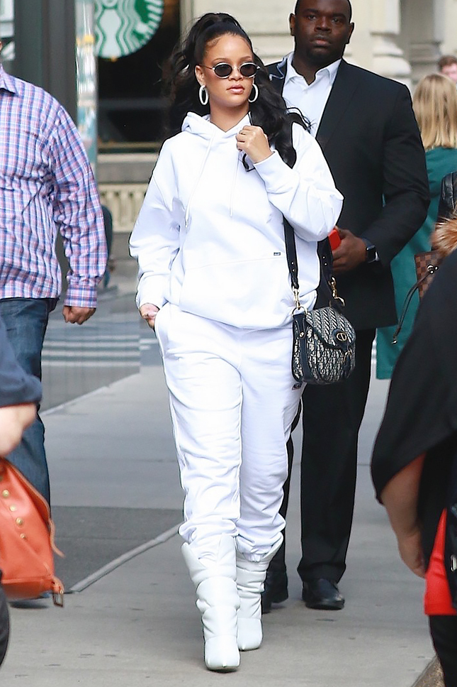 ������ � ������� Fila � � ������ Christian Dior � ��������� ���-�����