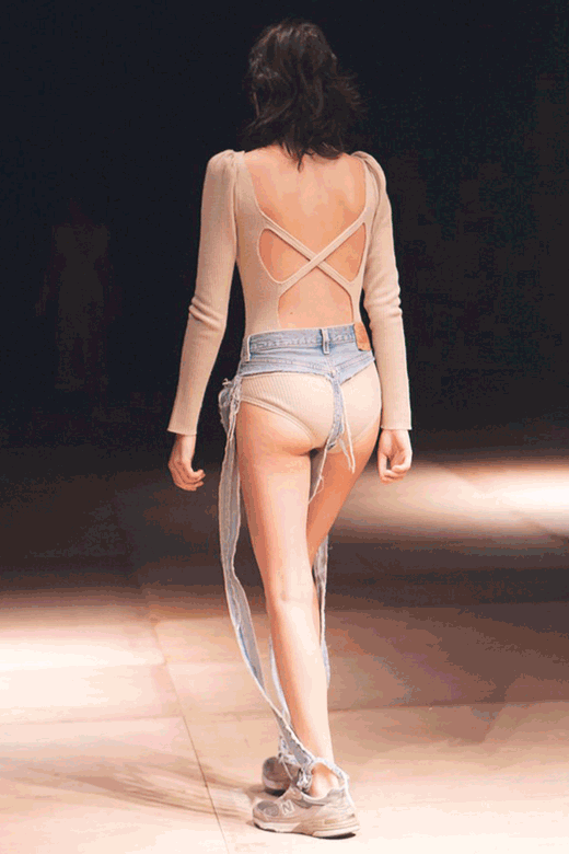 ����� ������-������� Thibaut