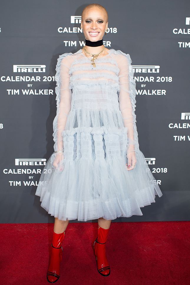����� ���� � Molly Goddard �� ����-������ � ����� ��������� Pirelli 2018 � ���-�����