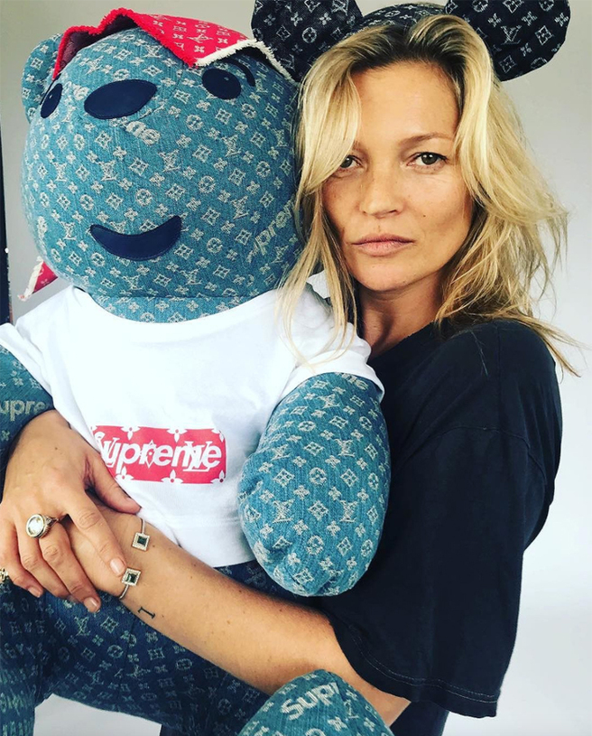 ��� ����� ������ ���������� Supreme x Louis Vuitton