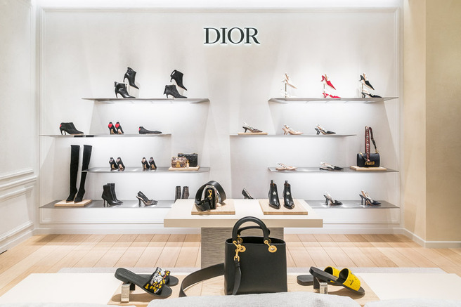 Dior ������� �������� � ����