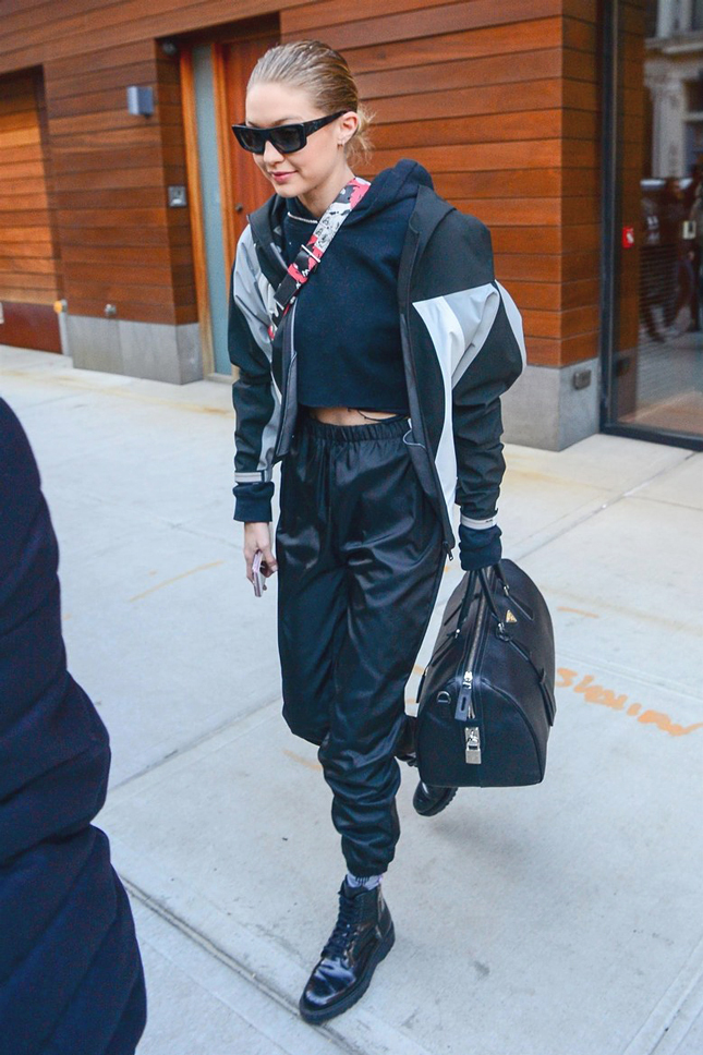 ������ ����� � ������ Prada � ���-�����