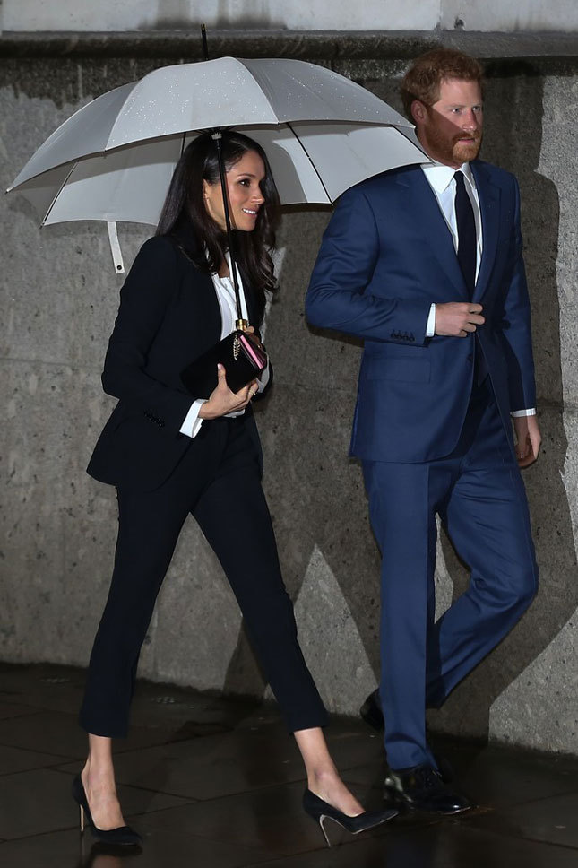 ����� ����� � ������� Alexander McQueen � ������ Tuxe Bodywear � ����� ����� � �������