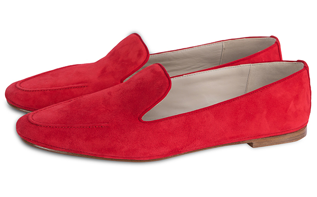 � 14 �������: ������ Loro Pian�, 46 300 ������, ����������� ����� Loro Piana