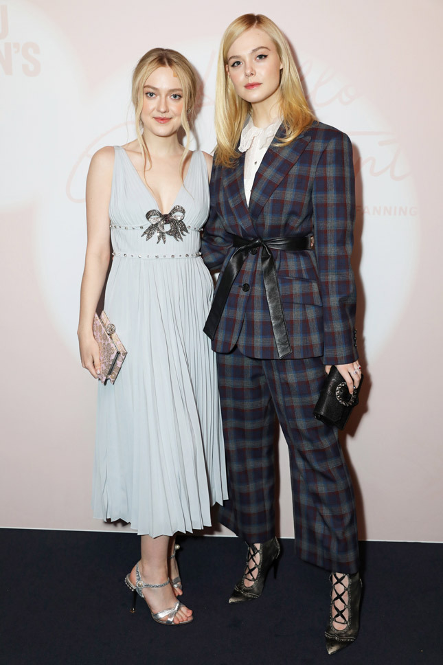 ������ � ��� ������� �� �������� ������ Miu Miu Women's Tales