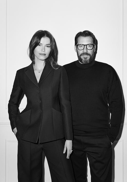 Cond Nast ��������� Vogue � ����� � ��������