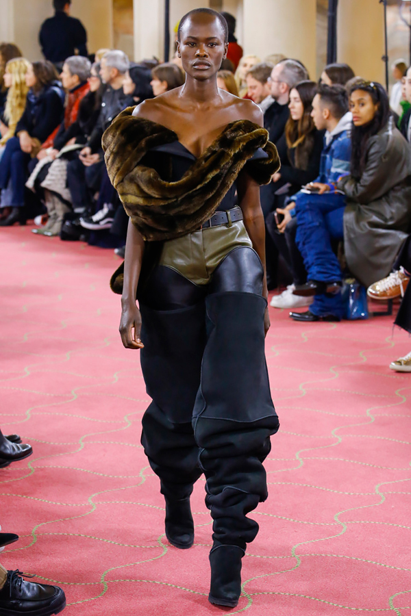 Y/Project �����-���� 2018