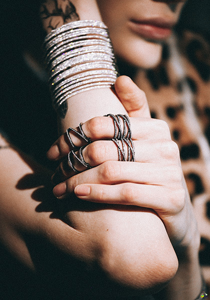 Embrace: ����� ��������� Dzhanelli Jewellery