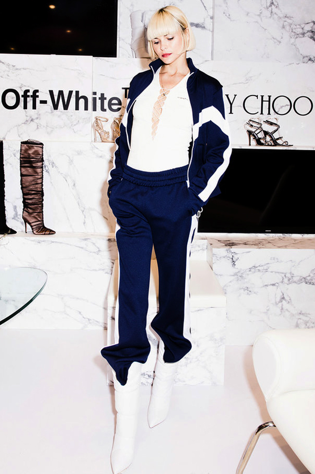 ���� ������ �� �������� ������������ Off-White x Jimmy Choo � ����