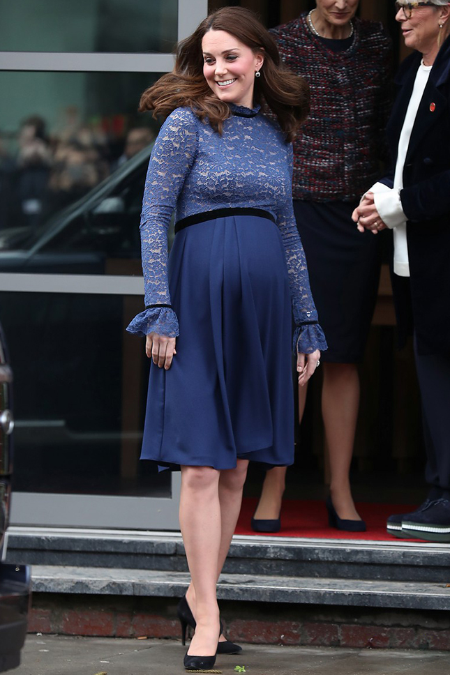 ���� �������� � ������ Seraphine � ������ Stuart Weitzman � �������