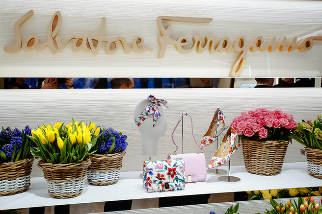 �������� ������������ ������ Salvatore Ferragamo � �����-����������