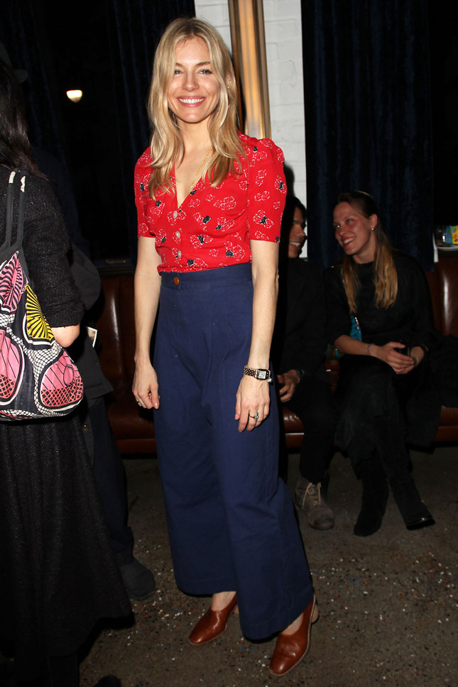 ������ ������ � ������ Rouje � ���-�����