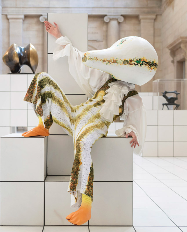 ������� Loewe �� �������� � Tate