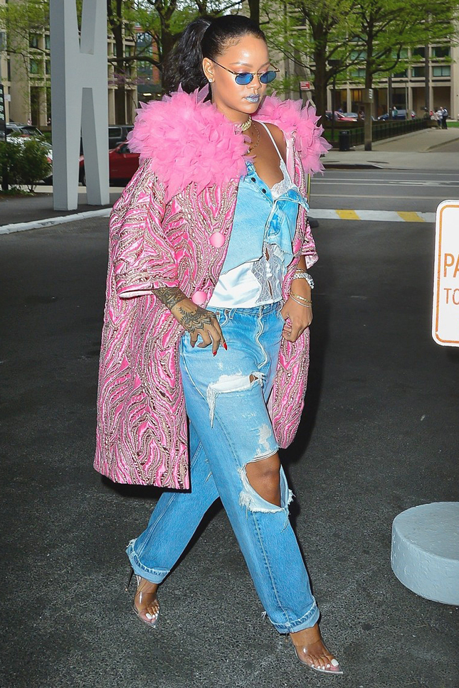 ������ � ���� Savage � Fenty � ���-�����