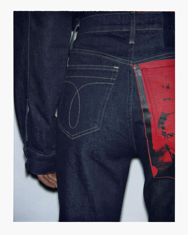 ���� ������ � ���������� ��������� Calvin Klein Jeans