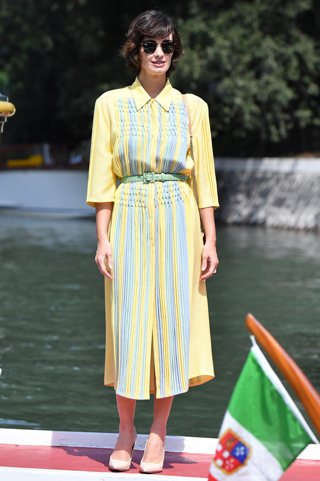 ��� ���� � ������ Ulyana Sergeenko Couture �� ������������ �������������