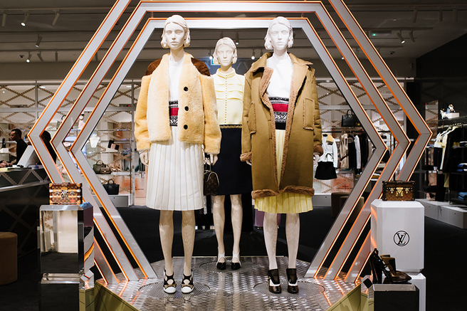 Louis Vuitton ������� ���-��-������� � ������