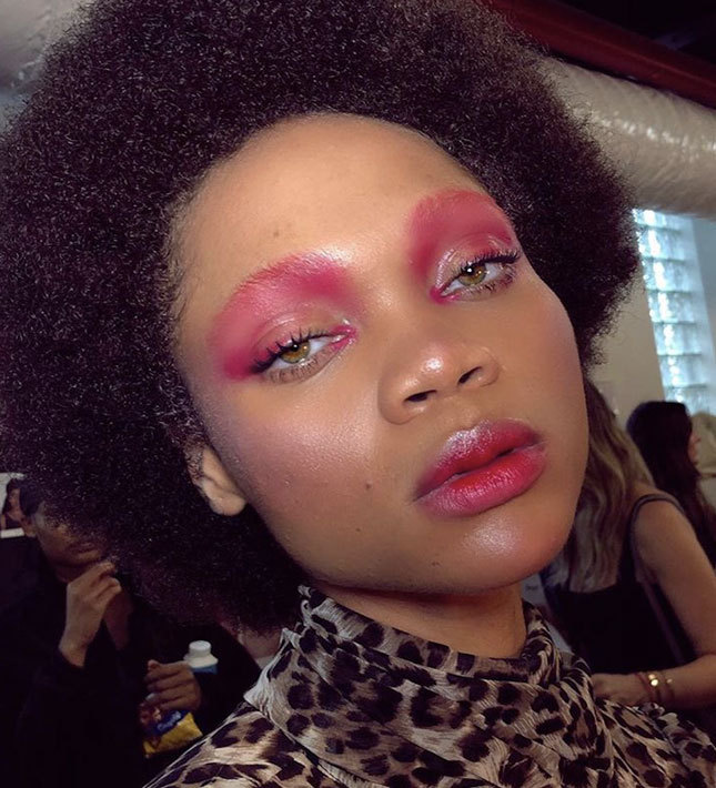 ���������� ���� � ������ �� ������ Savage x Fenty