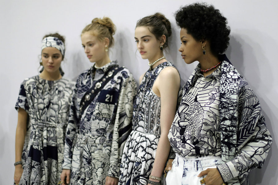 ������ �������� ��������� Christian Dior ��������� ������